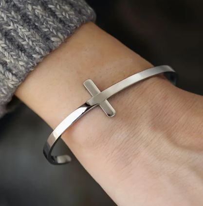 Bracelet Cross adjustable