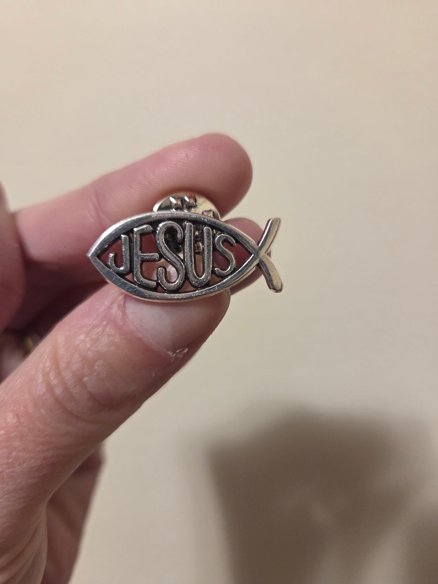 Brooch Jesus