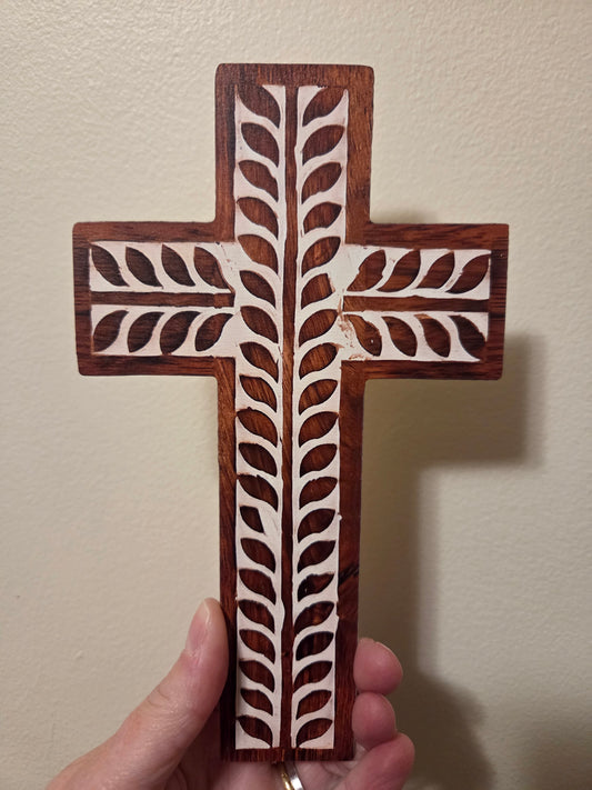 Wall Cross leaves